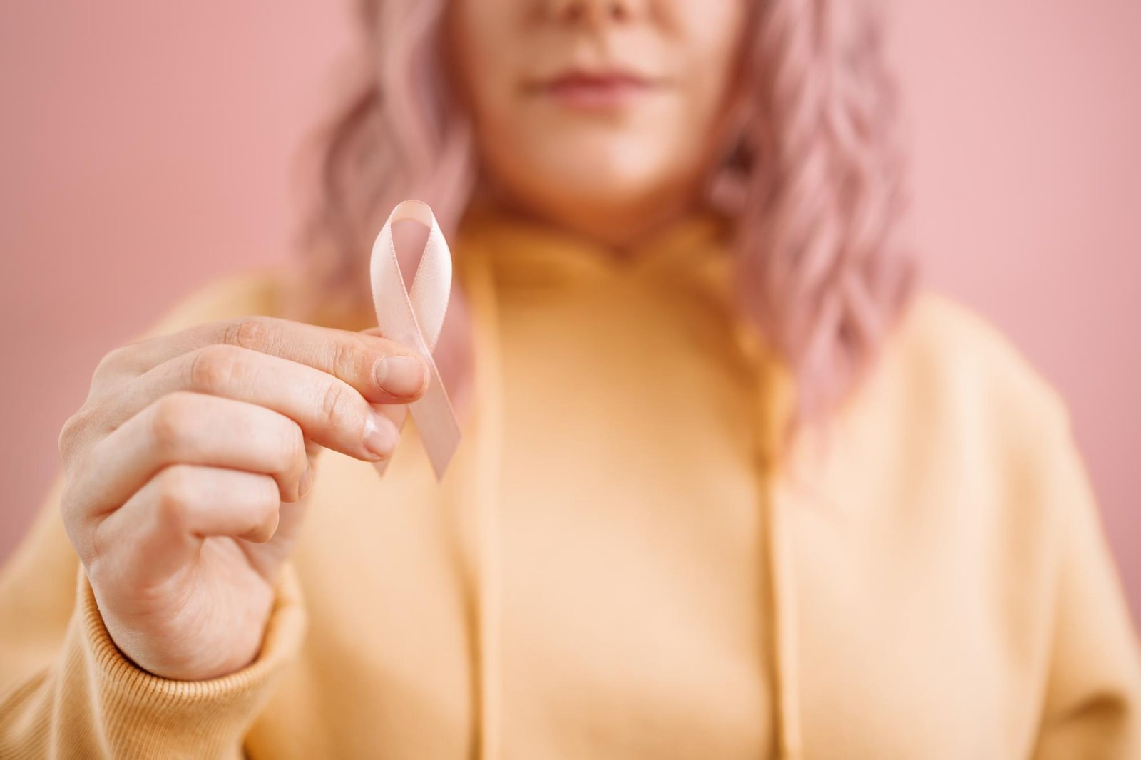 Outubro Rosa, Câncer de Mama e o Papel da Terapia Canabinoide: Um Olhar para a Qualidade de Vida da Mulher em Tratamento